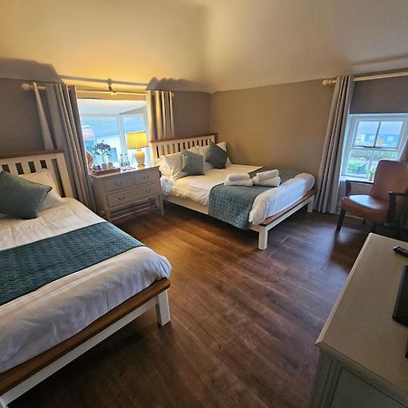Bounty Bar Hotell Trim Eksteriør bilde